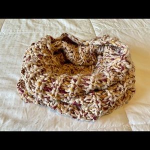 Wrap winter scarf